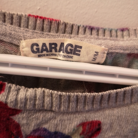 Flower sweater - Picture 2 of 2